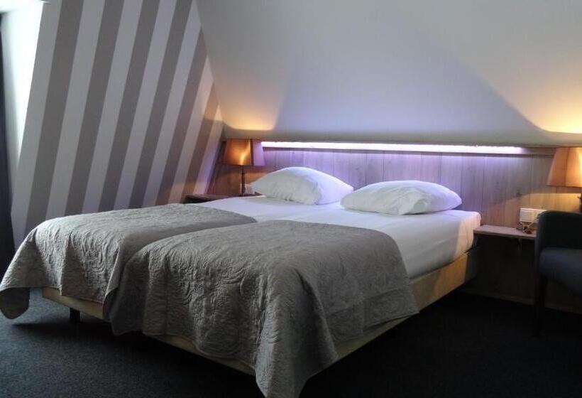 标准间, Café Restaurant De Posthoorn