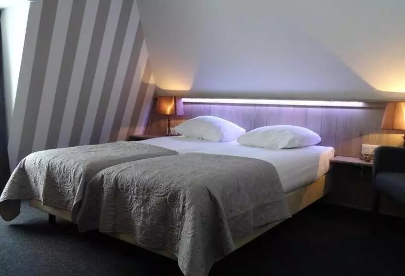 Standard Room, Café Restaurant De Posthoorn