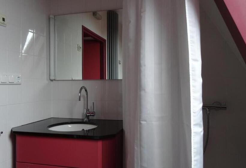 Apartamento 3 Quartos, Café Restaurant De Posthoorn