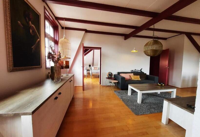 Apartamento 3 Quartos, Café Restaurant De Posthoorn
