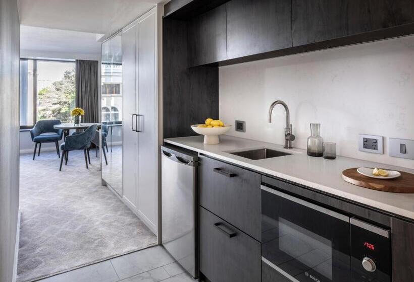 اتاق اجرایی با تخت بزرگ, Cordis, Auckland By Langham Hospitality Group