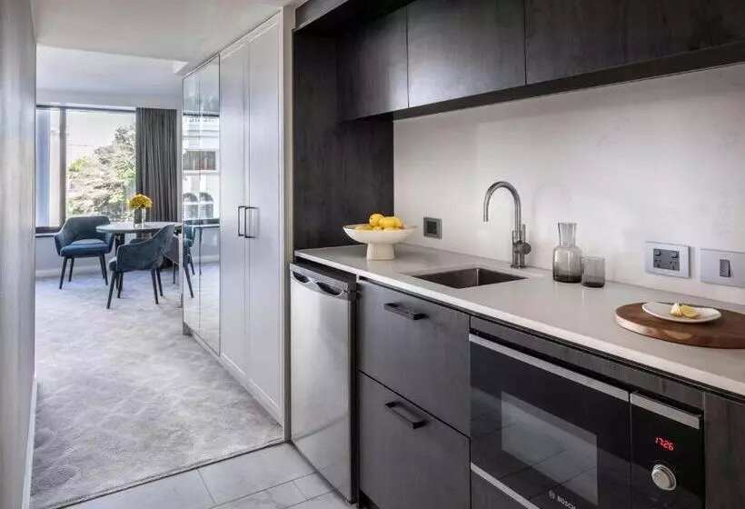اتاق اجرایی با تخت بزرگ, Cordis, Auckland By Langham Hospitality Group