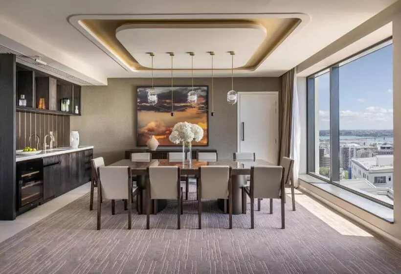 سوئیت کلاب, Cordis, Auckland By Langham Hospitality Group