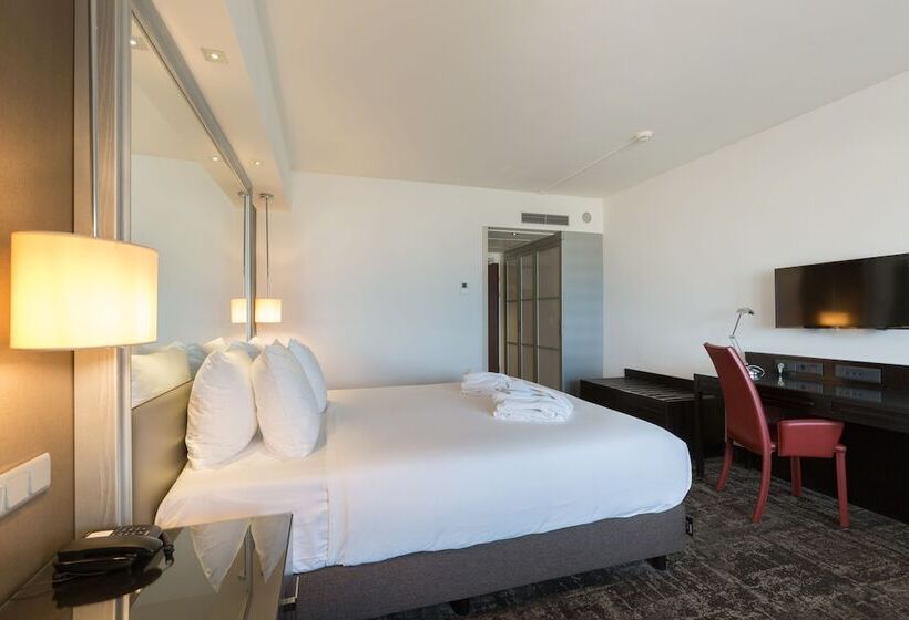 Superior Room, Grand Hotel Amrâth Kurhaus The Hague Scheveningen