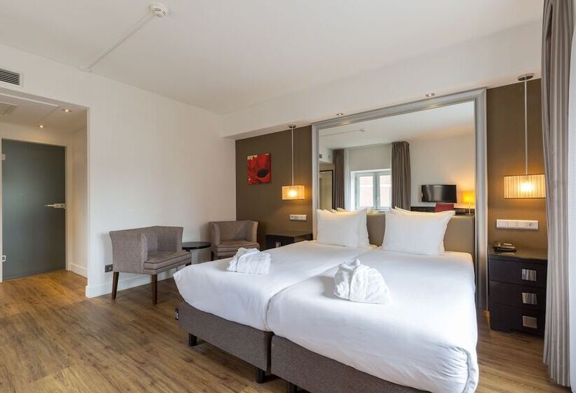 Superior Room, Grand Hotel Amrâth Kurhaus The Hague Scheveningen