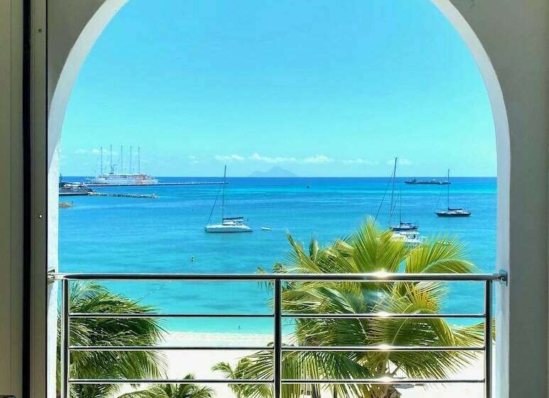 اتاق لوکس با چشمانداز, Holland House Beach