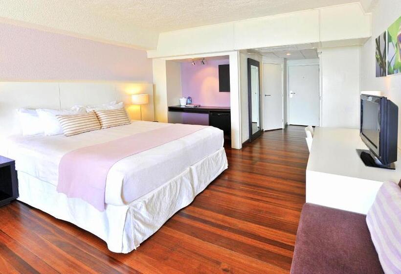 اتاق لوکس با چشمانداز, Holland House Beach