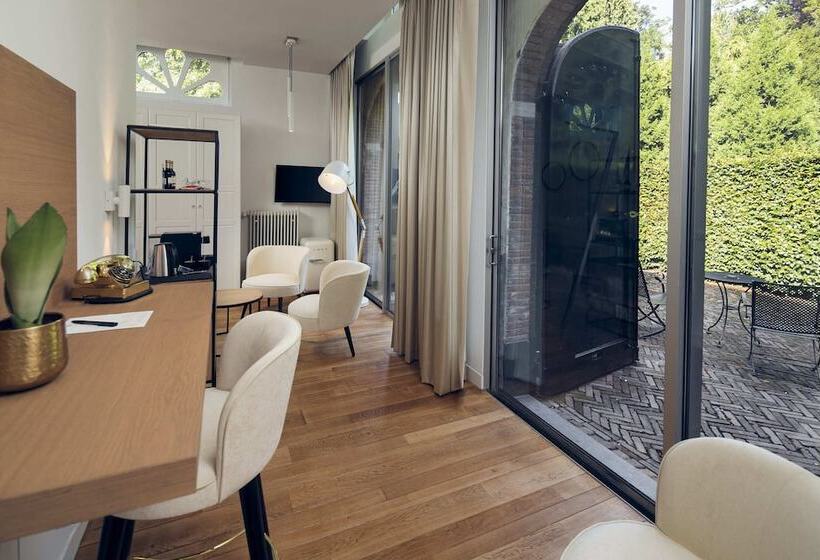 수피리어 룸, Landgoed Groot Warnsborn