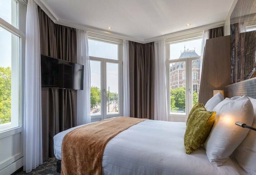 اتاق لوکس, Leonardo Boutique Museum