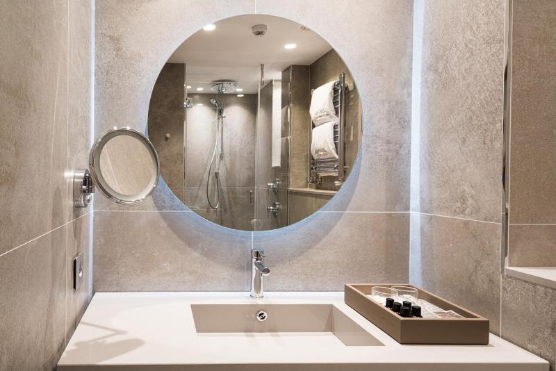 اتاق لوکس, Leonardo Boutique Museum