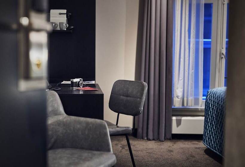 اتاق استاندارد یک نفره, Singel Hotel Amsterdam