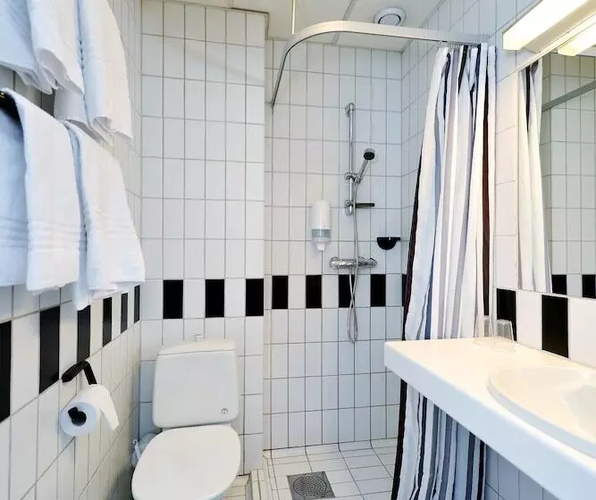اتاق استاندارد, Sverre