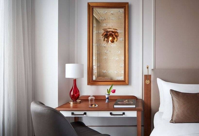 景色の見えるスーペリアルーム, Tivoli Doelen Amsterdam