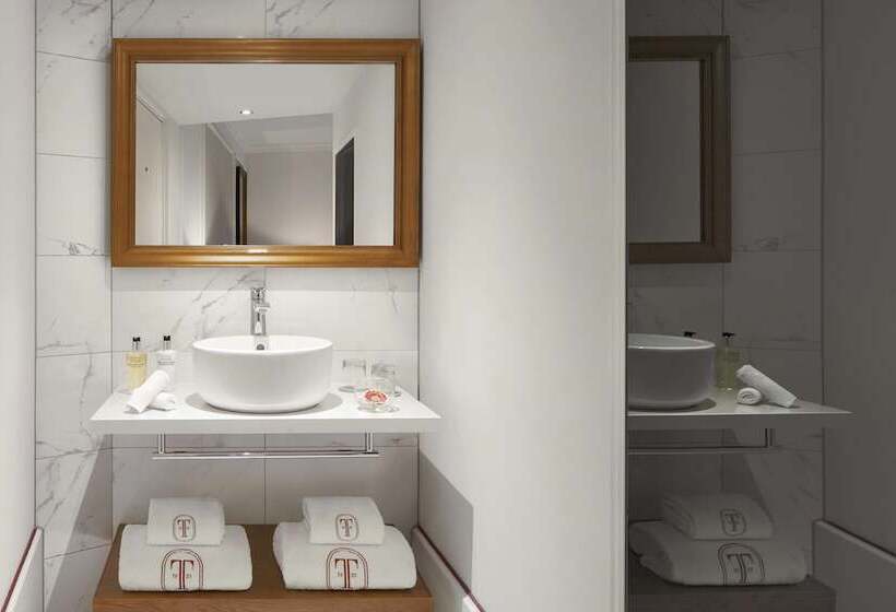 景色の見えるスーペリアルーム, Tivoli Doelen Amsterdam