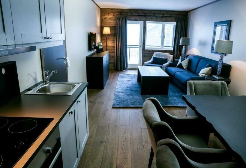 سوییت, Vestlia Resort