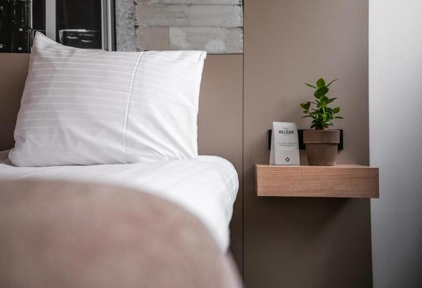 اتاق سوپریور, Walram