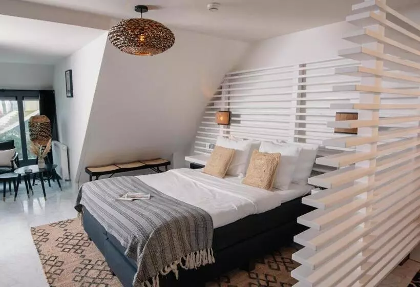コンフォートルーム, Nobel Hotel Ameland