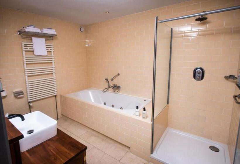 סוויטה, Nobel Hotel Ameland