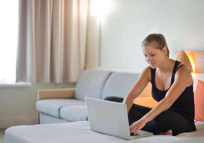 Номер Superior Вид на Сад, Novotel Breda