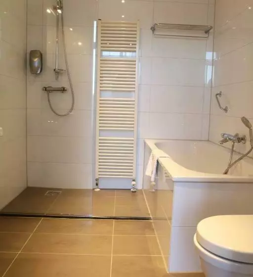 اتاق خانوادگی, Parkhotel Valkenburg