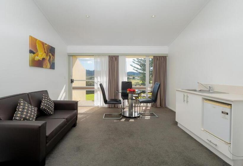 اتاق سوپریور با چشمانداز, South Pacific Resort