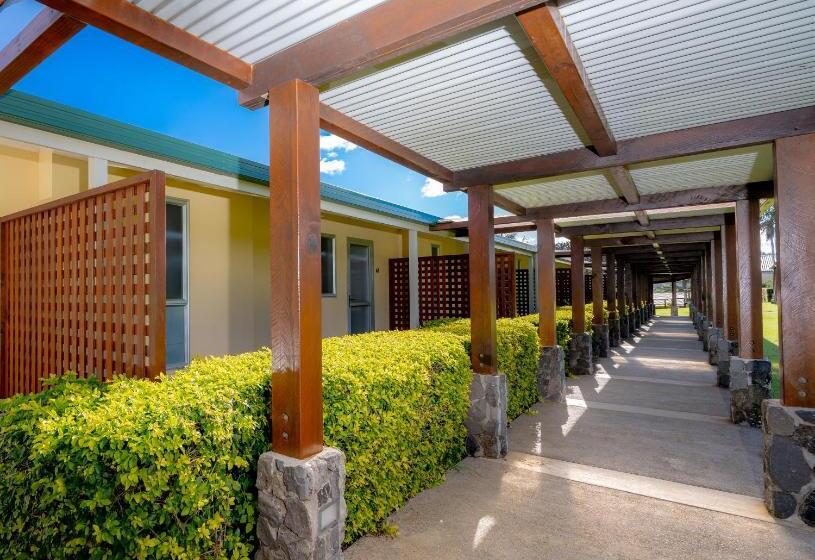 سوییت, South Pacific Resort