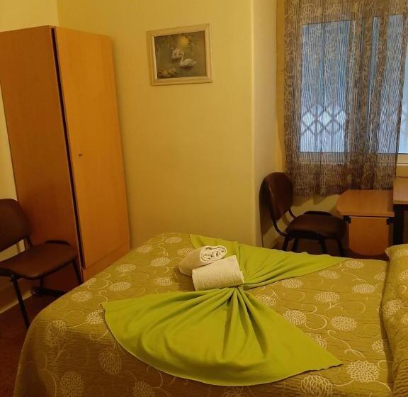 Quarto Economy, Alojamento Local Pensão Rossio