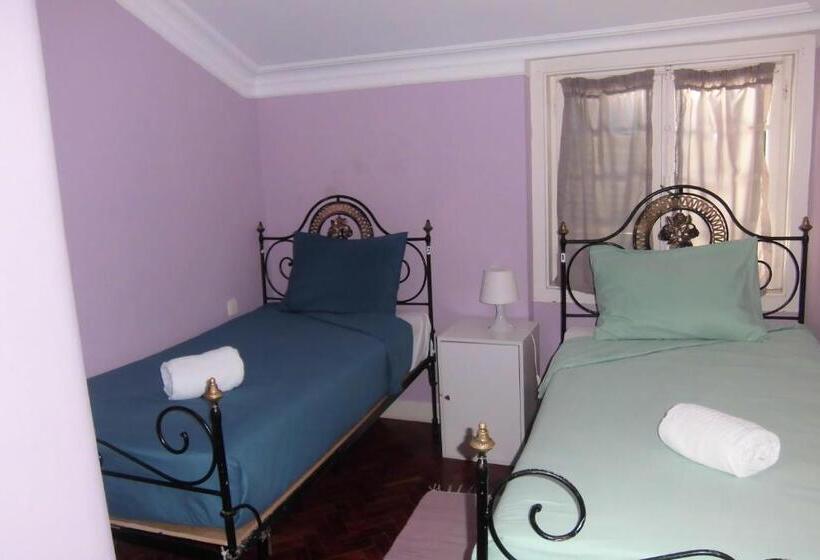 Номер Стандарт Совместная Ванная, Hostel The White Butterfly