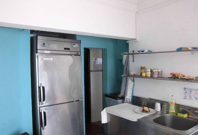 Номер Стандарт Трехместный, Hostel The White Butterfly