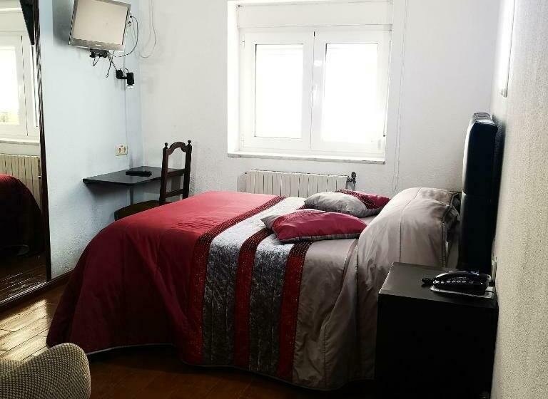 标准间, 4 Estacoes