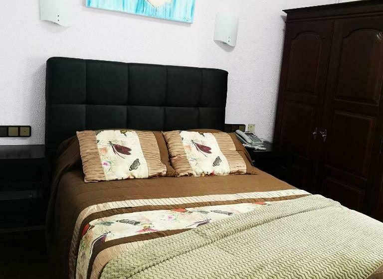 标准间, 4 Estacoes