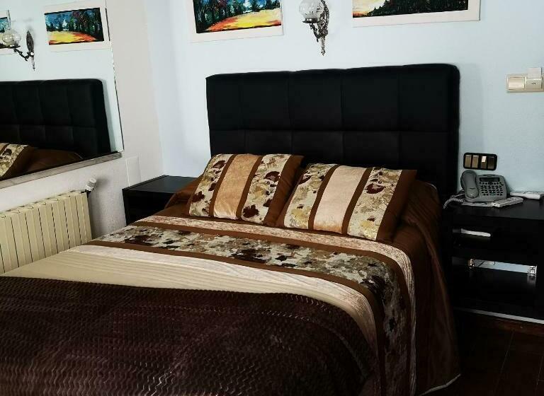 标准间, 4 Estacoes