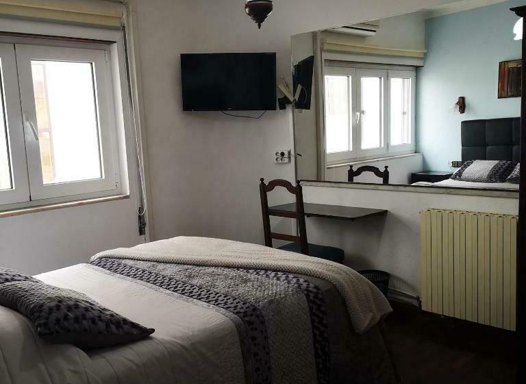 标准间, 4 Estacoes