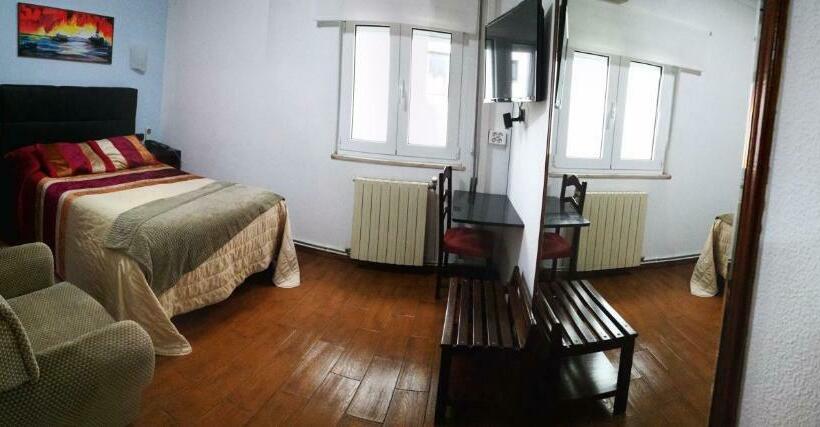 标准间, 4 Estacoes