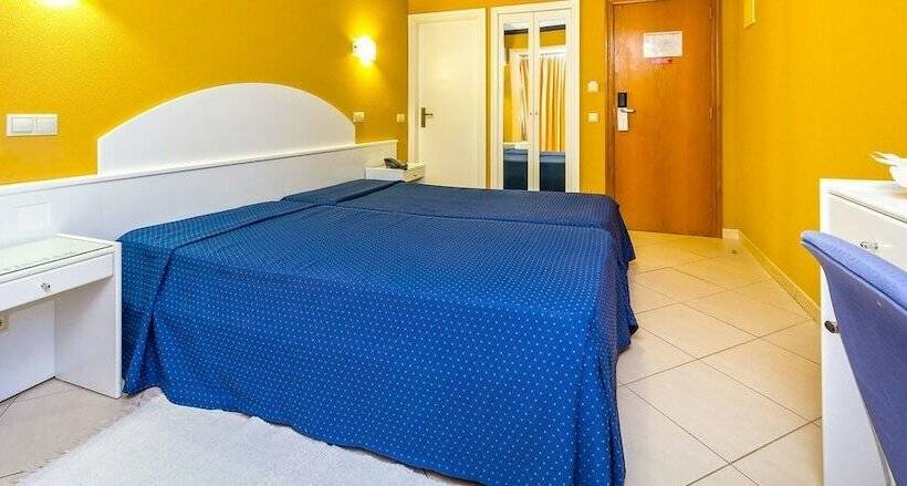 חדר סטנדרט, Atismar