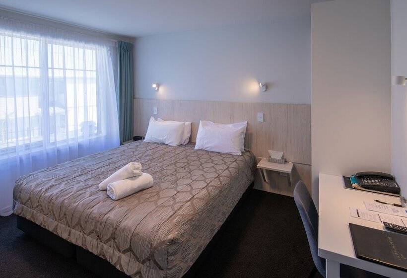 اتاق استاندارد, Beachfront Hotel Hokitika