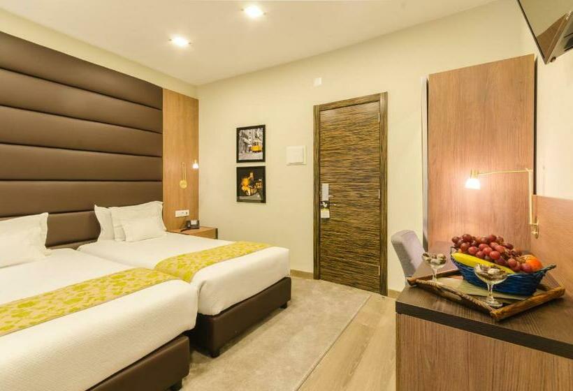 اتاق استاندارد, Borges Chiado