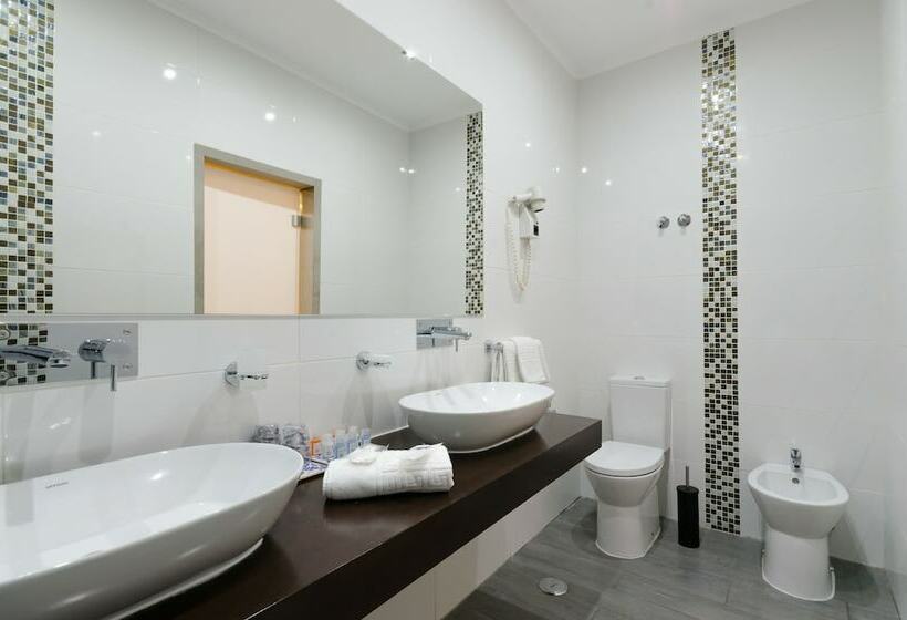 اتاق استاندارد, Borges Chiado