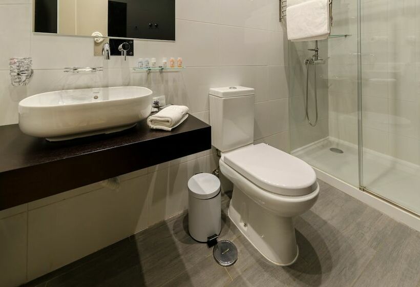 اتاق سوپریور, Borges Chiado