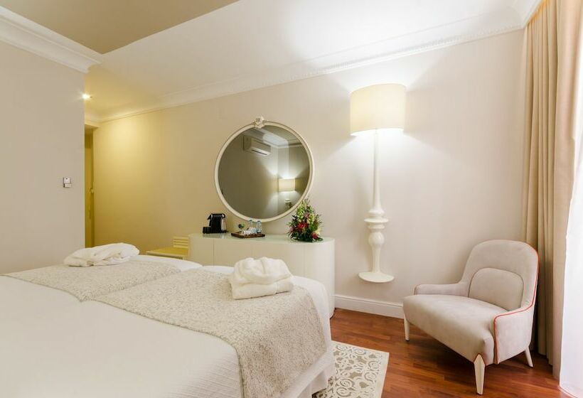 اتاق سوپریور با چشمانداز, Borges Chiado