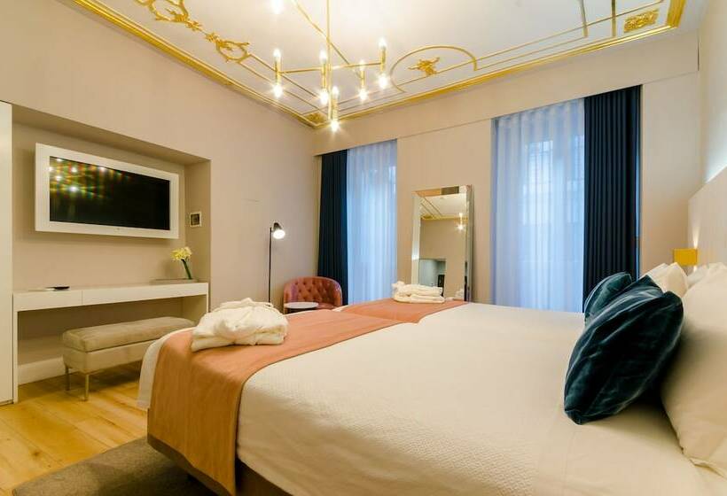 اتاق سوپریور با چشمانداز, Borges Chiado