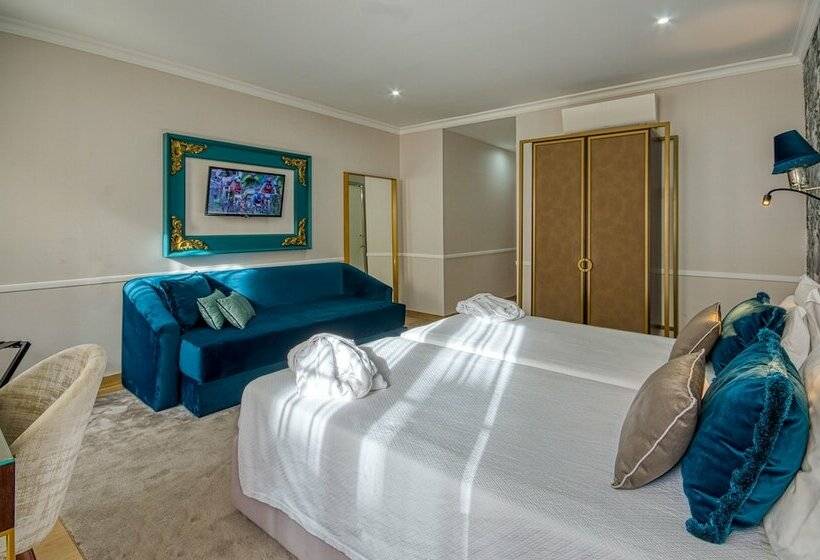 اتاق سوپریور با چشمانداز, Borges Chiado