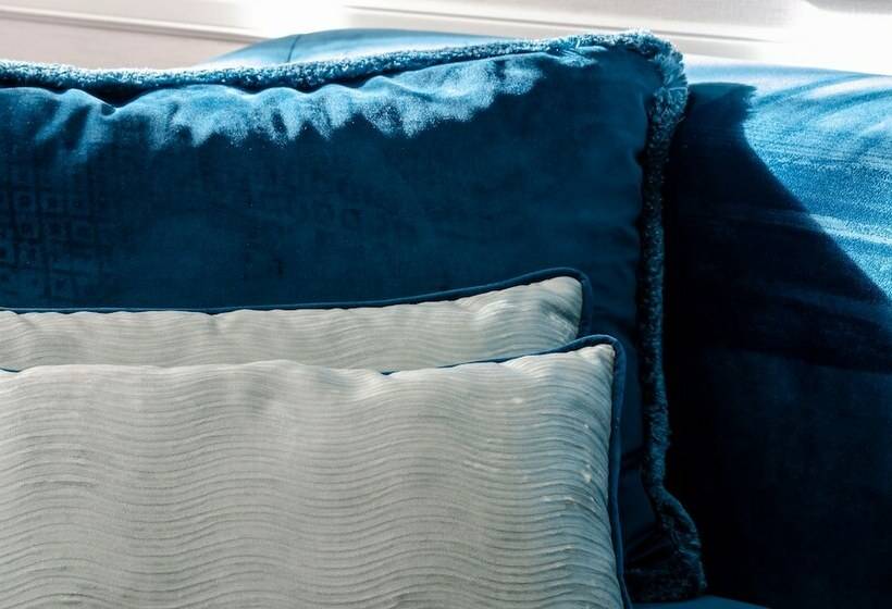 اتاق سوپریور با چشمانداز, Borges Chiado