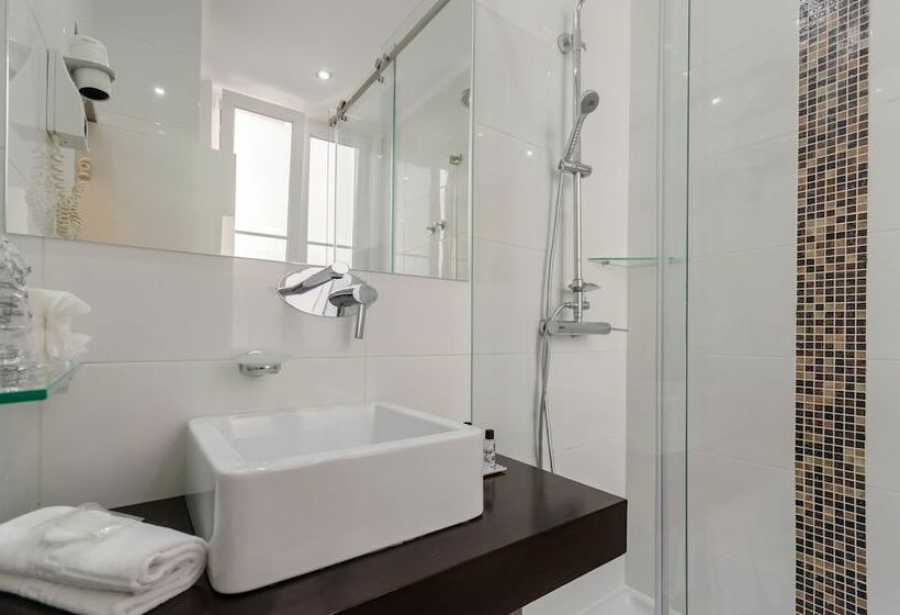 اتاق سوپریور با چشمانداز, Borges Chiado