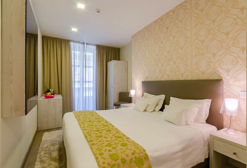 اتاق سوپریور با چشمانداز, Borges Chiado