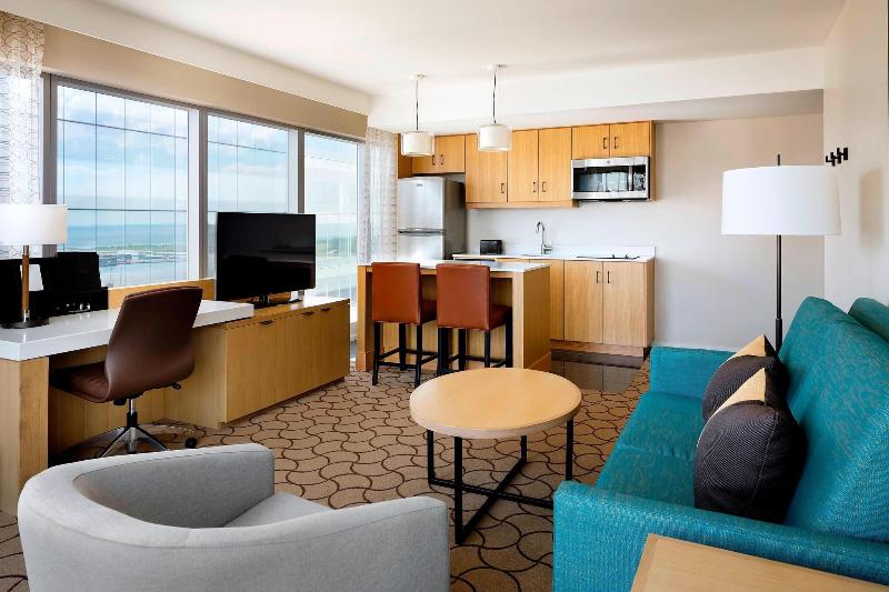 اتاق سوپریور سه تخته, Borges Chiado