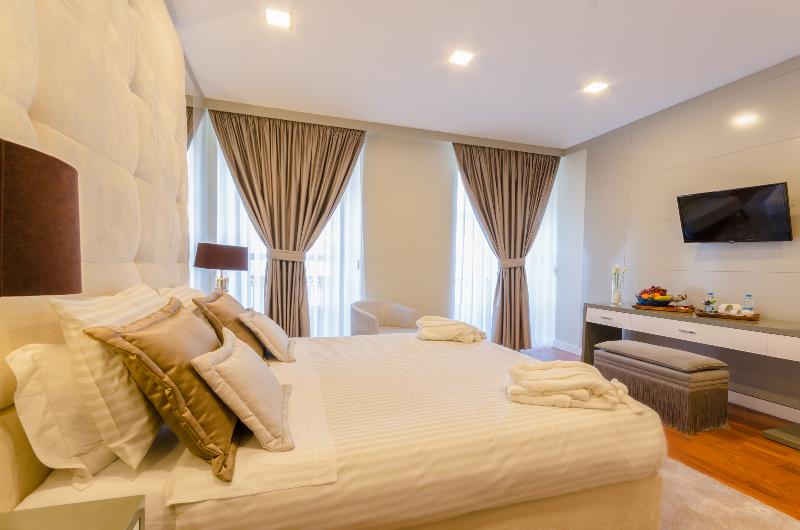 اتاق سوپریور با چشمانداز, Borges Chiado