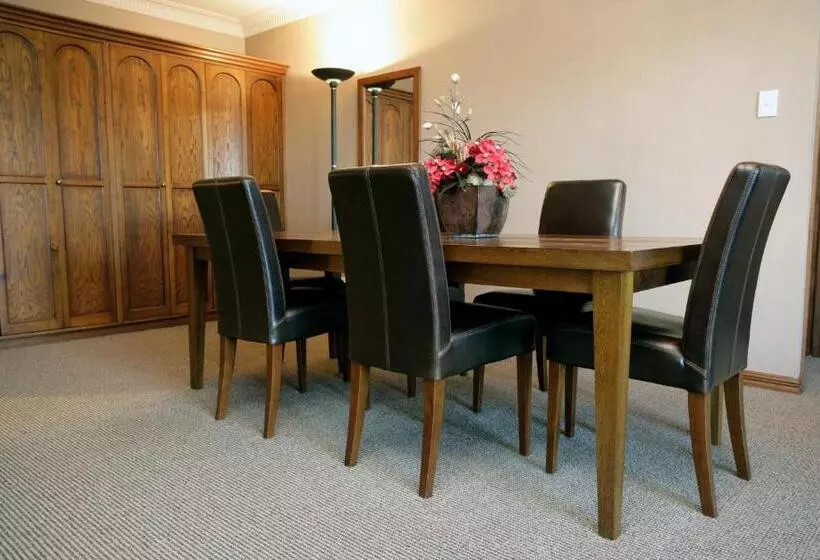 Executive-sviitti, Distinction Coachman Hotel, Palmerston North