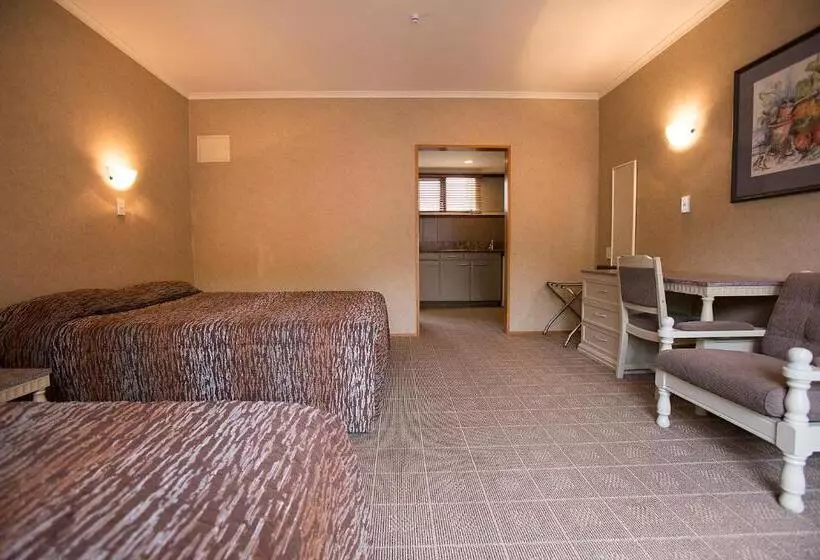 Economy Studio, Distinction Coachman Hotel, Palmerston North