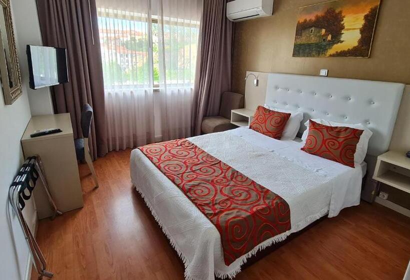 غرفة قياسية, Eden